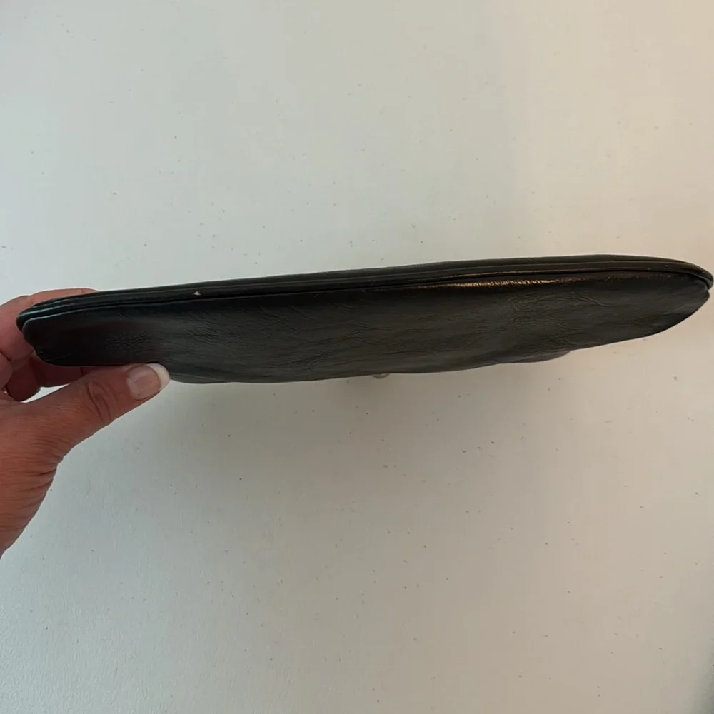 HOBO Kisslock Triple Chain Leather Bag in Black - Picture 4 of 6